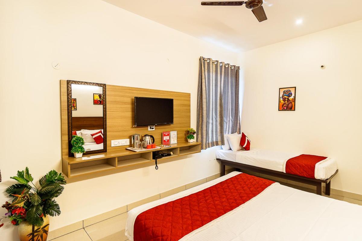 Octave Vels Grand Hotel Bangalore Exterior photo